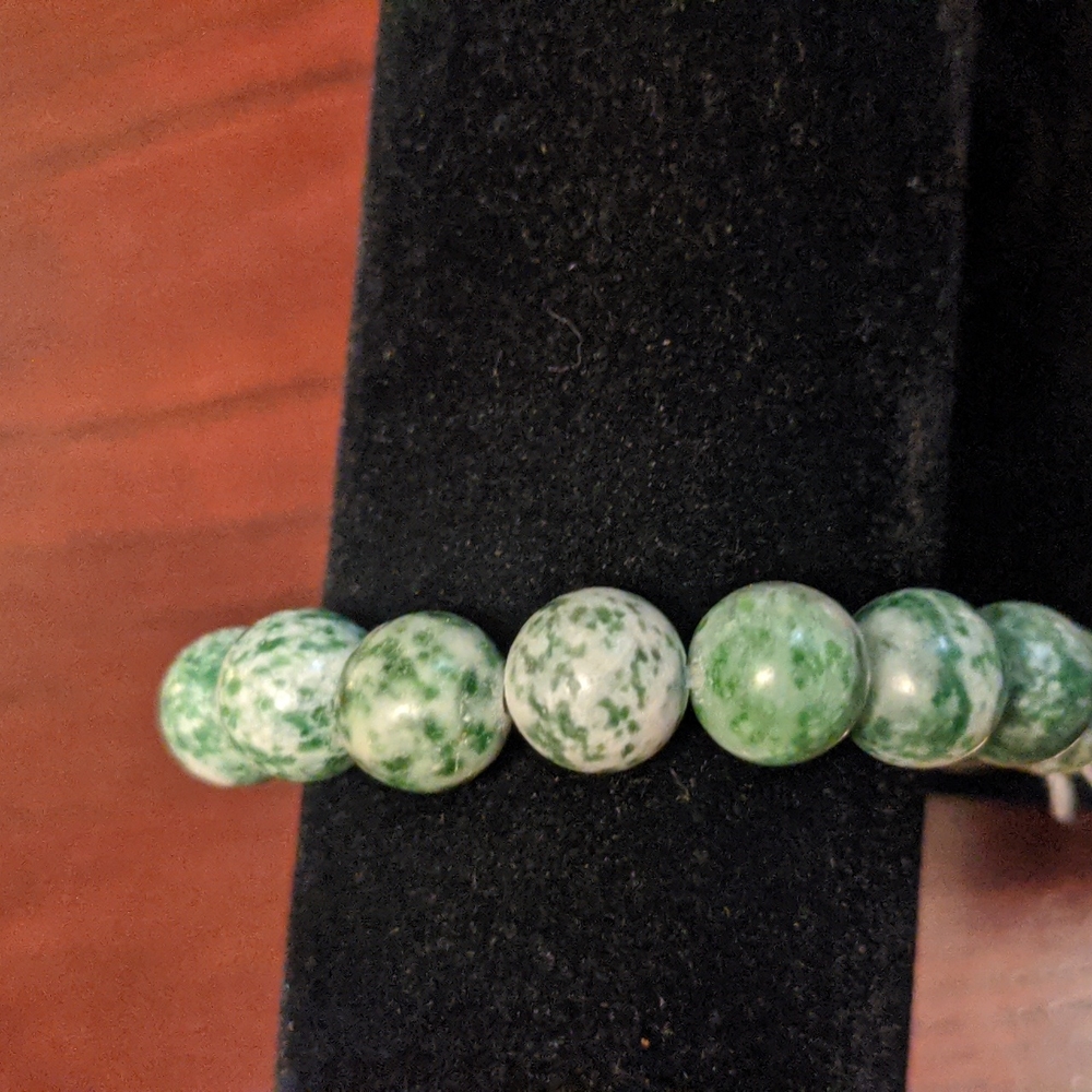 Bracelet Jasper ~ Green & White Swirl Designed
